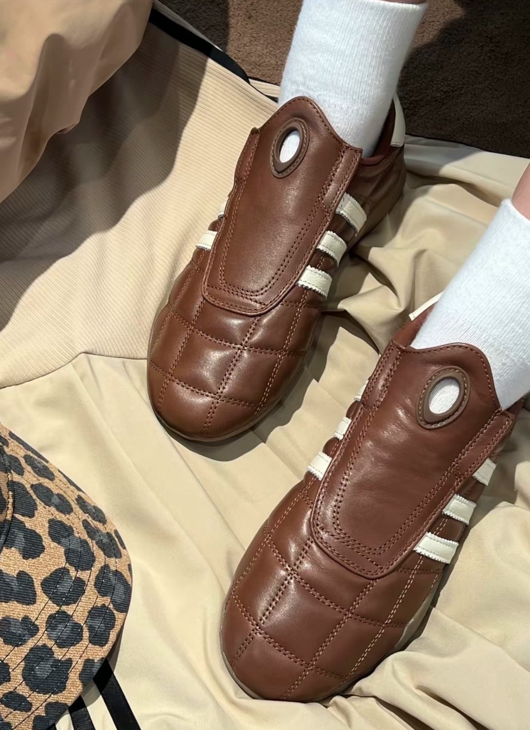 adidas Taekwondo Mei 柔和棕 皮革百搭舒適耐磨低筒訓練鞋 女款 馬思純同款 Aug25