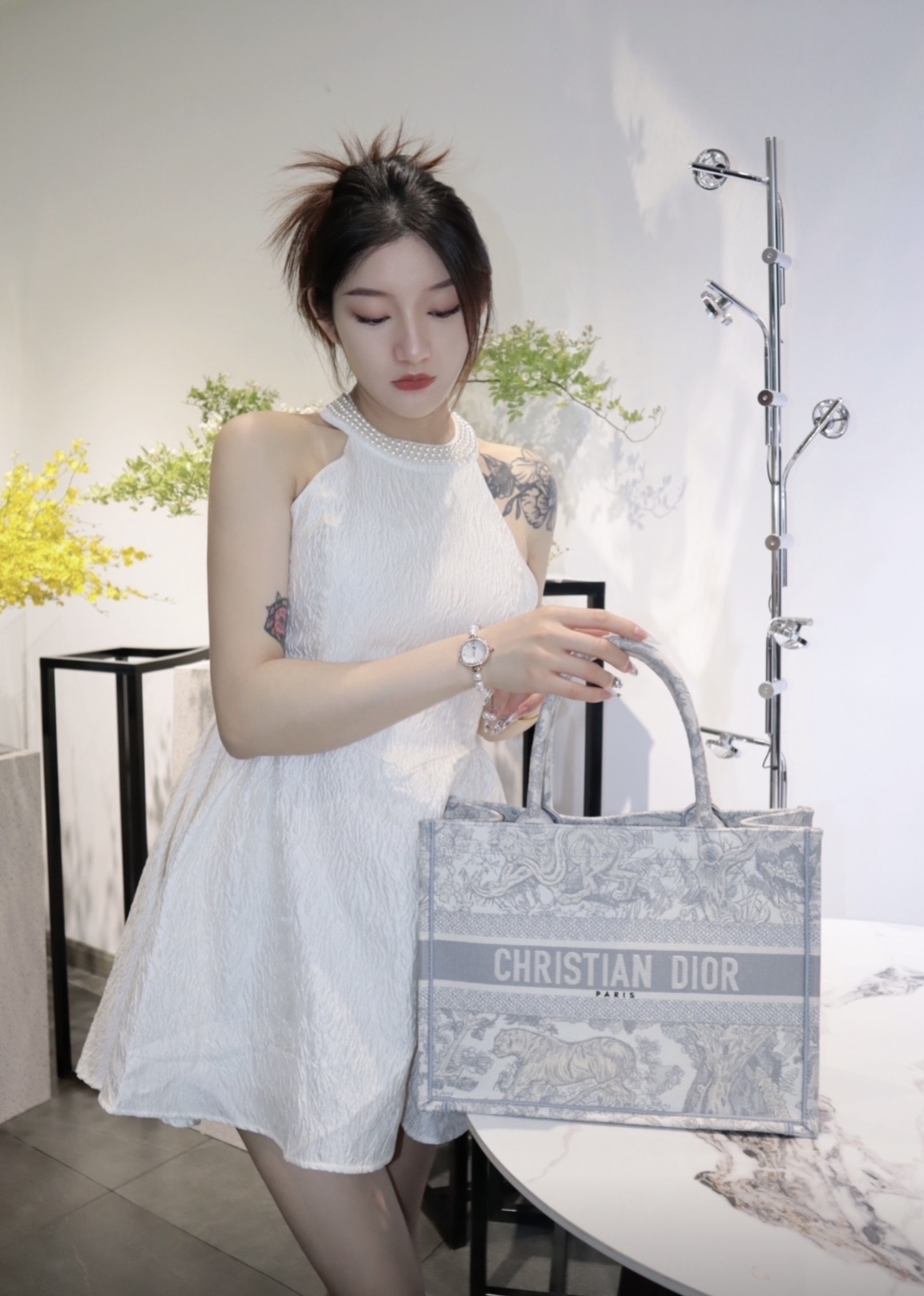 Dior Book Tote Bag 老虎圖案灰色 中號