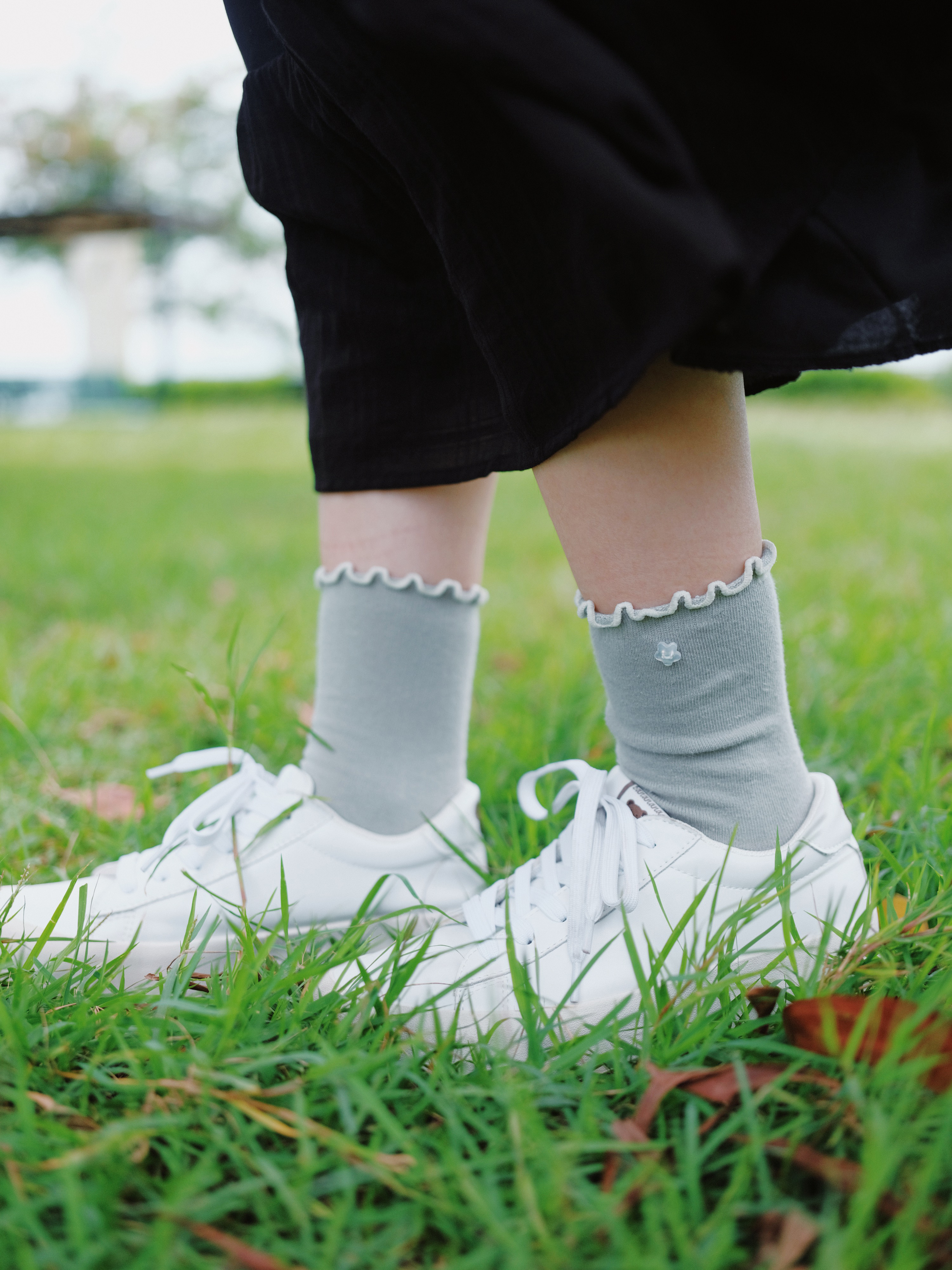 【$148@3對💛】小花鈕扣木耳滾邊襪子／Flower Button Ruffle Edge Socks (可混款)