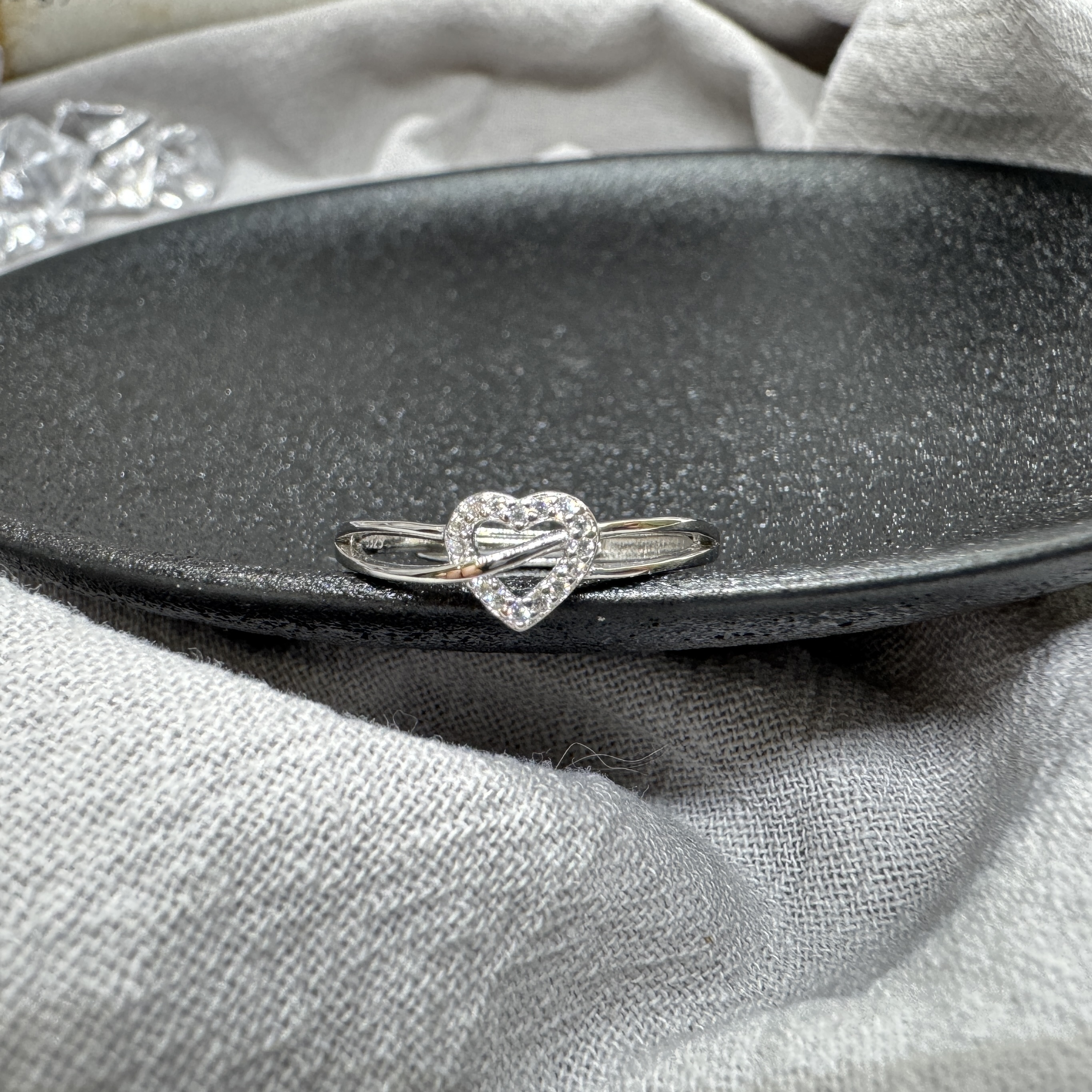 心鑽相擁 - 純銀戒指