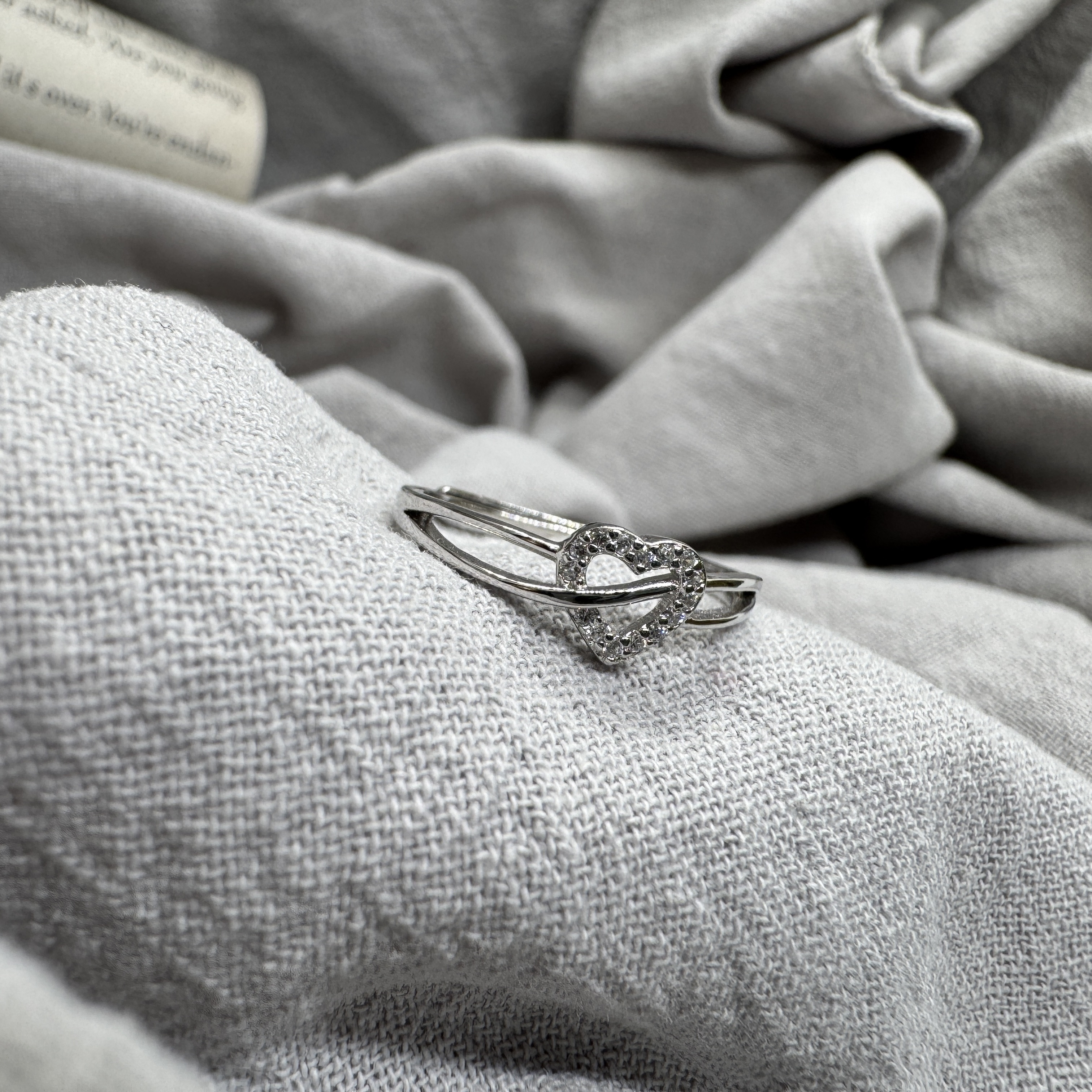 心鑽相擁 - 純銀戒指