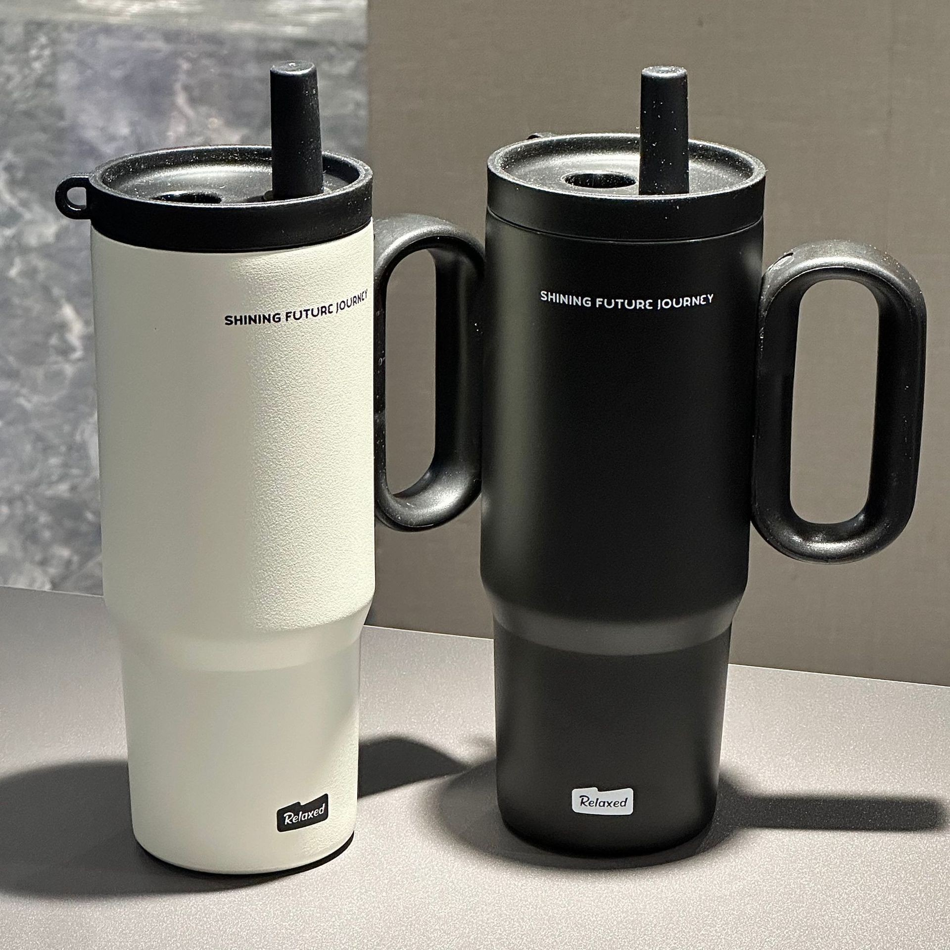 720ML Large-Capacity 316 Stainless Steel Thermal Tumbler