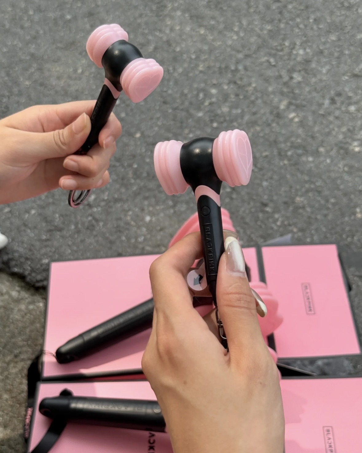 【逢甲 FUZZY】官方應援手燈 全新特別版 BLACKPINK OFFICIAL 手燈 鑰匙圈