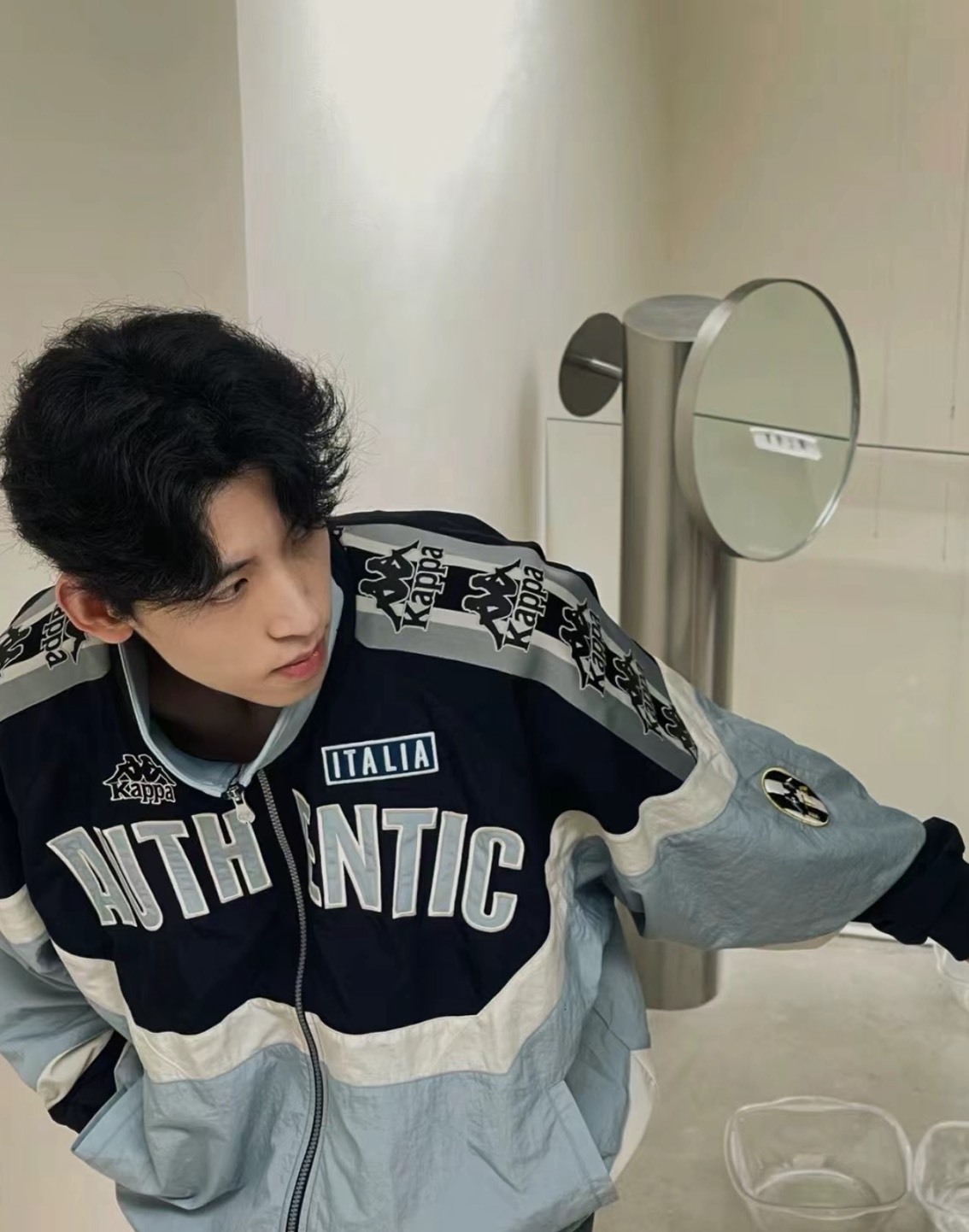 Kappa 卡帕 暗夜藍 撞色開衫字母印花復古運動休閒夾克 男款 Aug25