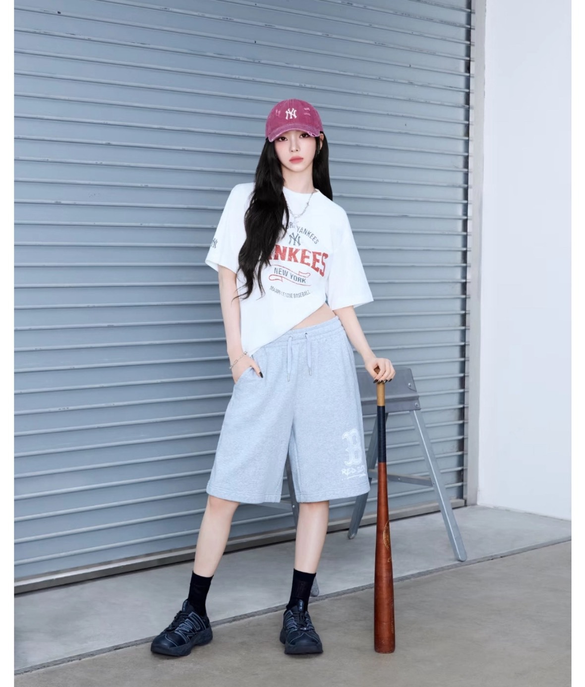 MLB 學院風系列 紐約洋基隊 白色 圓領寬鬆休閒印花短袖T恤 男女同款 Karina同款 Aug25