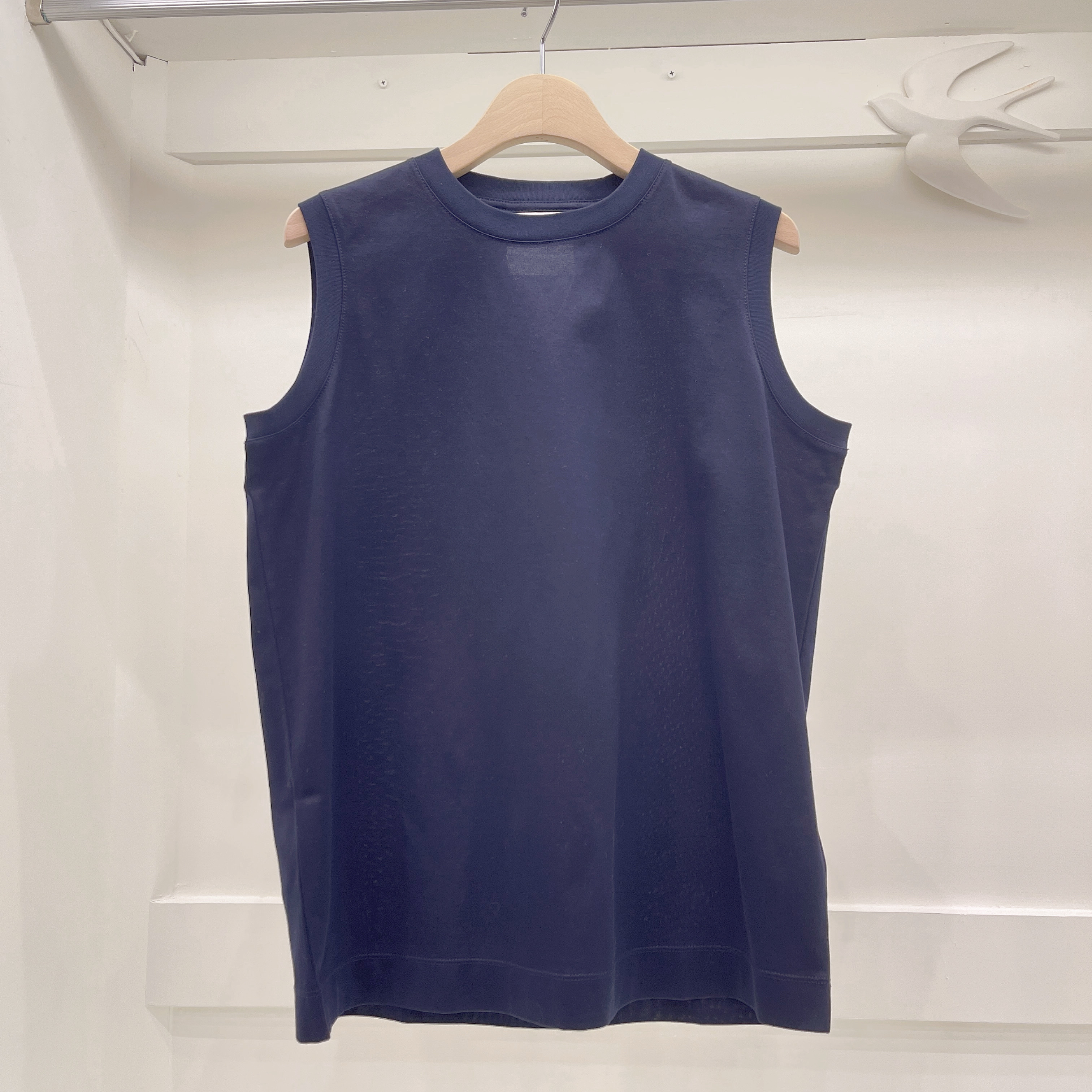 超長棉光澤無袖上衣