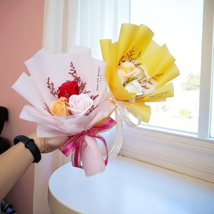 三朵乾燥花香皂花玫瑰花束,桃園花店,幸福禮物,3-stalks-rose dryflower bouquet