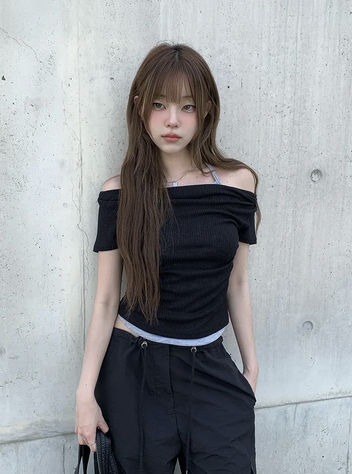 【優惠預訂】韓國Layered針織掛頸短袖上衣（3色）