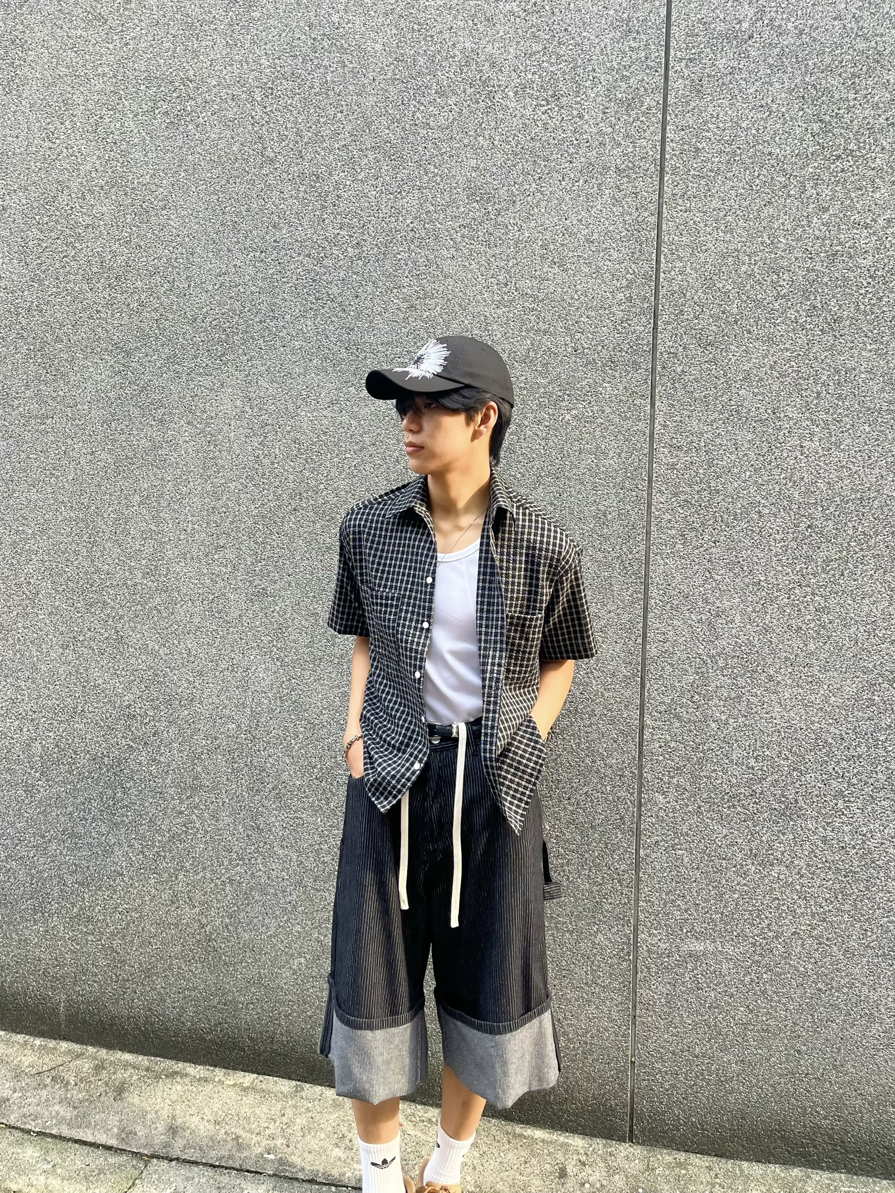 黑白格紋短版短袖襯衫