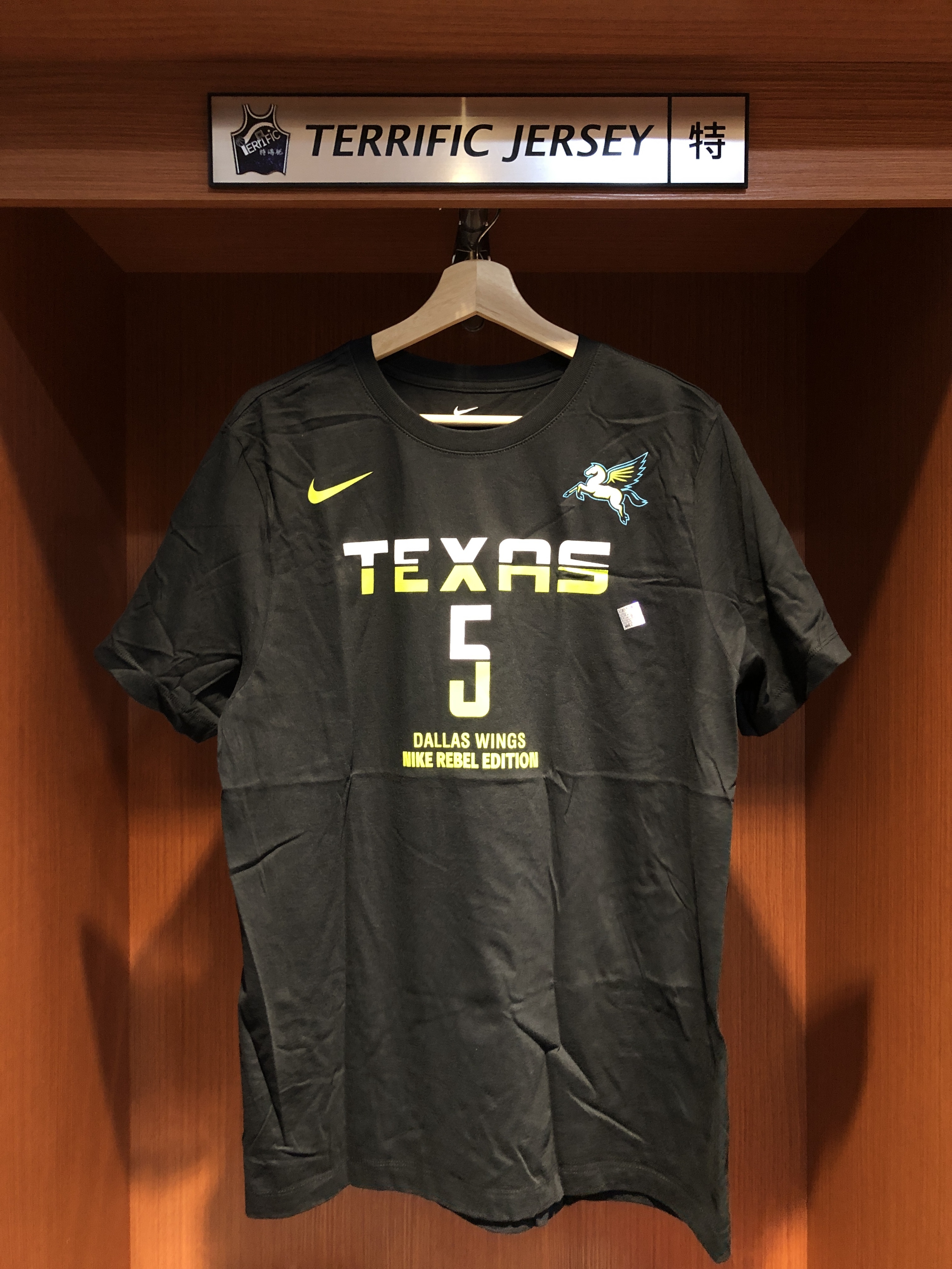 WNBA短袖 Paige Bueckers 達拉斯飛馬黑 Nike Player Name Tee 棉質短袖 全新