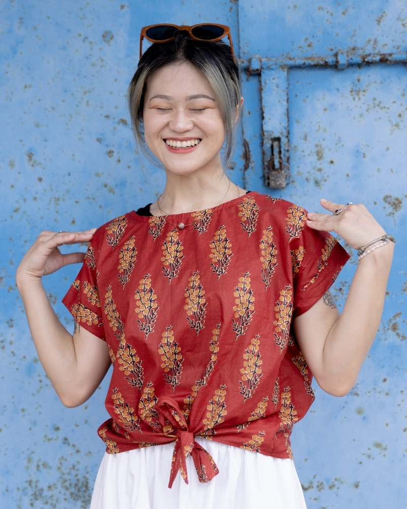 印度蓋染工藝親膚純棉 打結上衣 - 金魚草紅