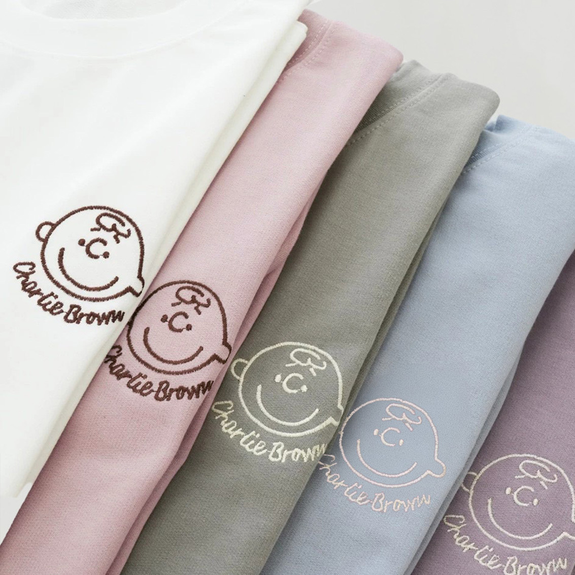法朵Fado Shop｜MIT 刺繡查理圖圓領棉Tee 021B002  (推出新顏色! 淺灰)