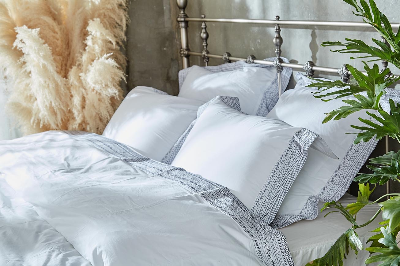 當代系列-新天鵝堡 鐵床架