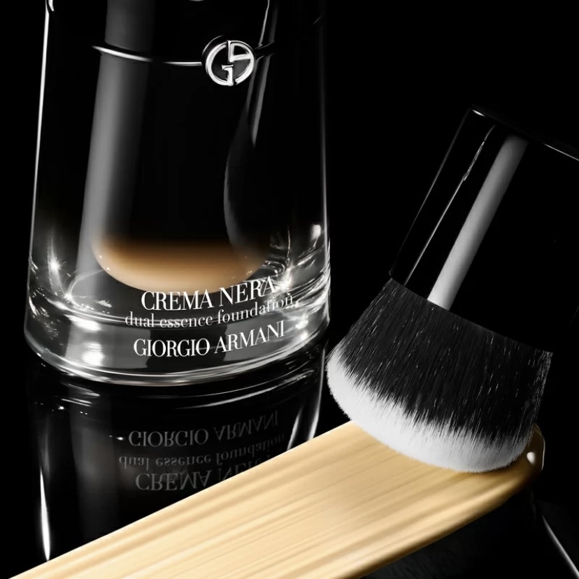 ARMANI beauty Crema Nera 極致再生雙效精華粉底液 30ml
