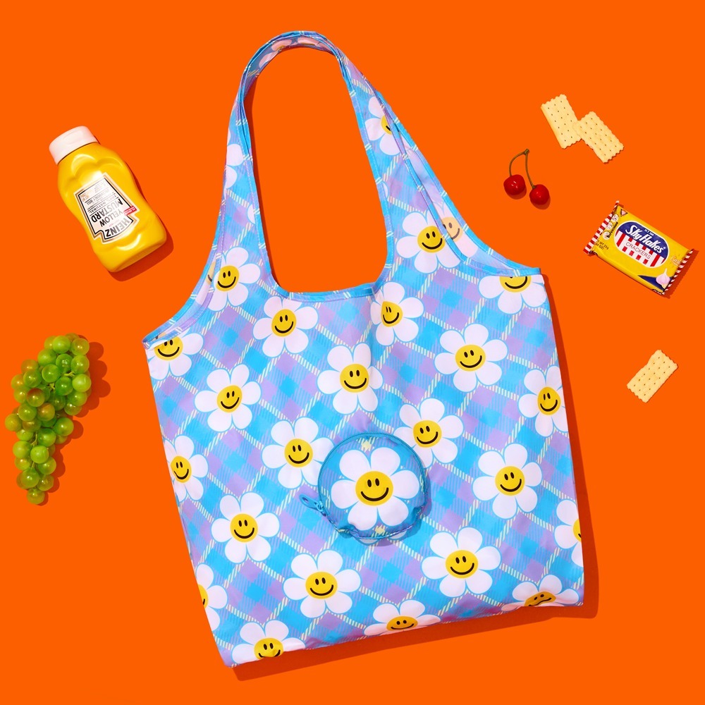 WIGGLE WIGGLE Pocketable Bag Smile We Love