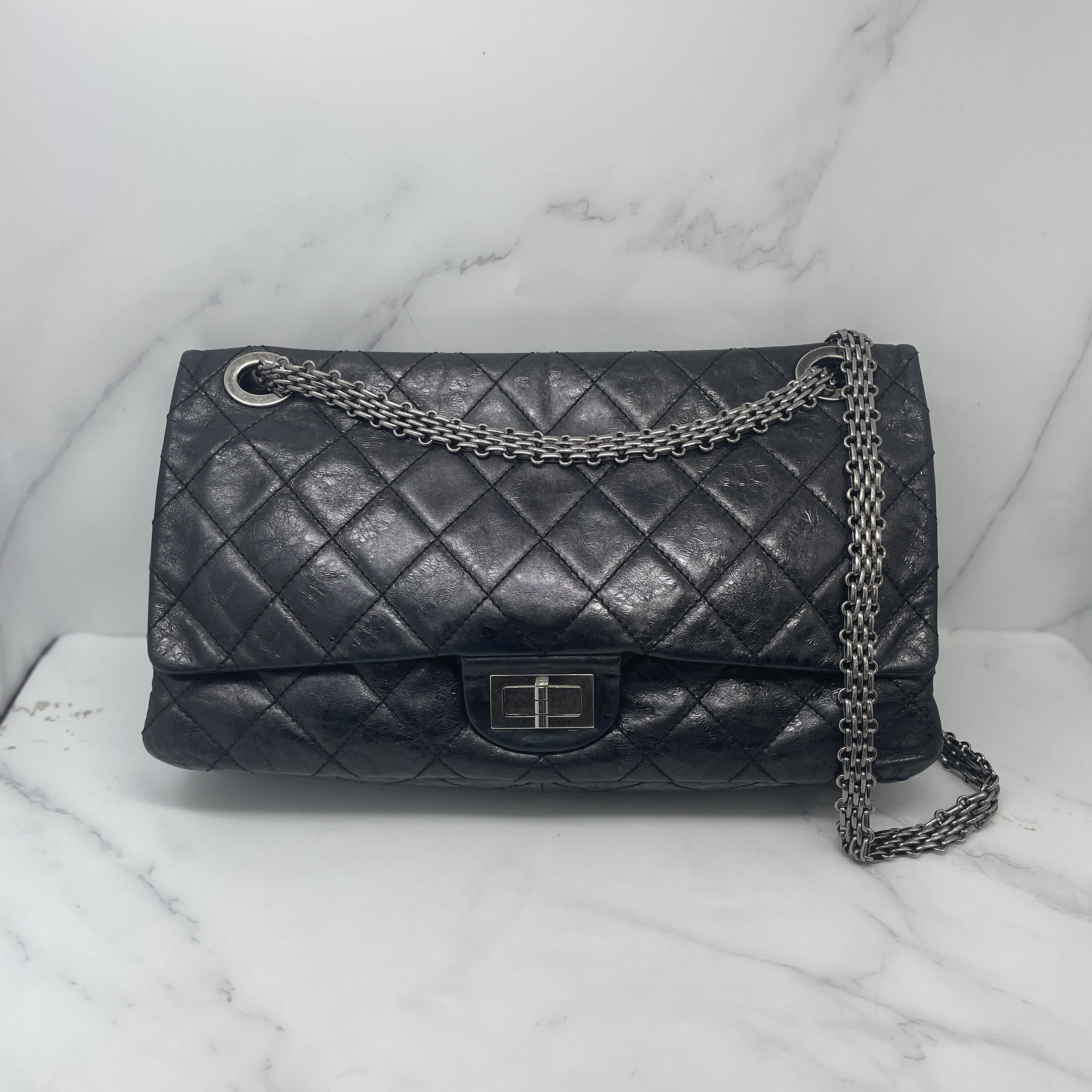 Chanel 2.55 Maxi Jumbo
