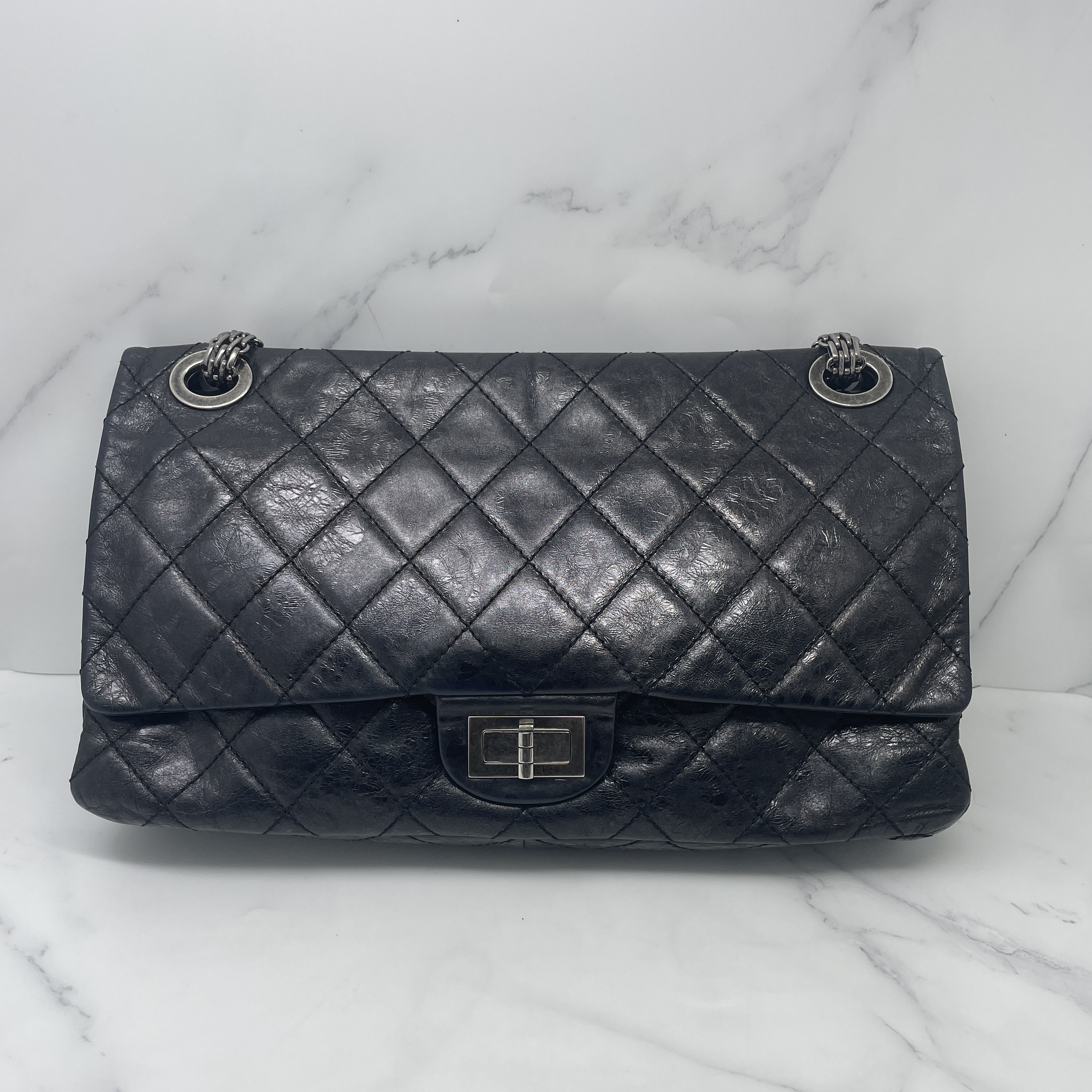Chanel 2.55 Maxi Jumbo
