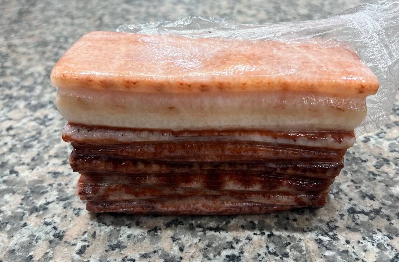 [B] GEMZ & CO DDK 2.3KG PORK STONE QUARTZ, V522 (V522)