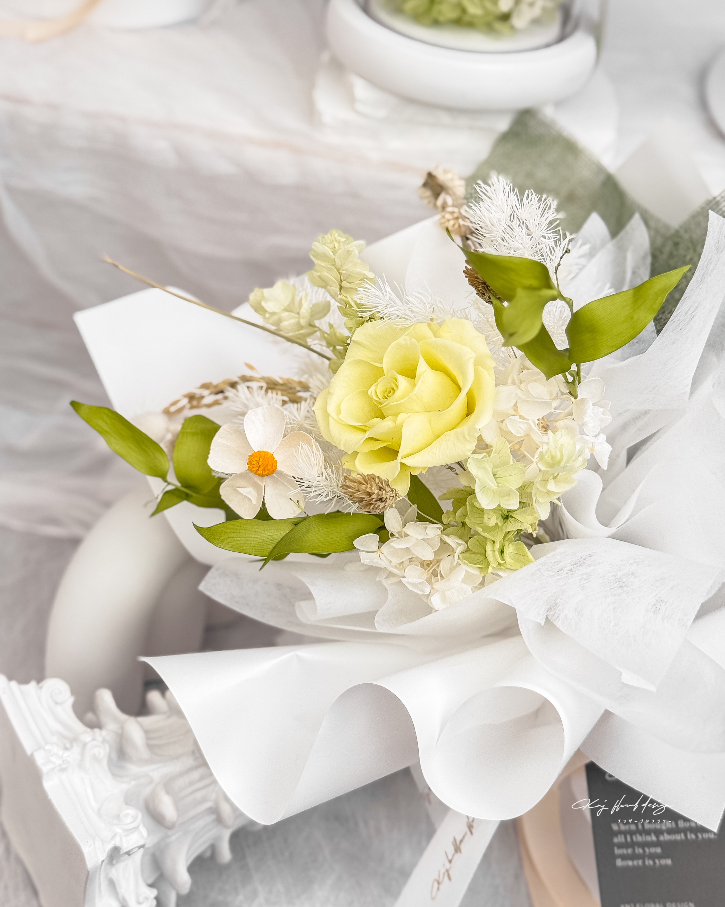 橄欖詩集・單朵永生玫瑰花束