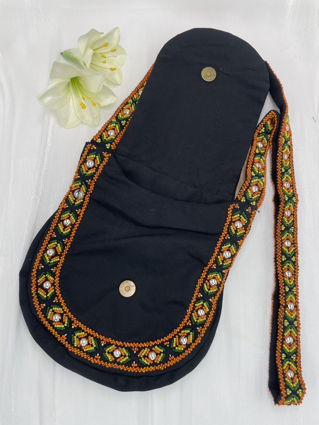 黑No.8-珠繡肩背包寬22深24長120