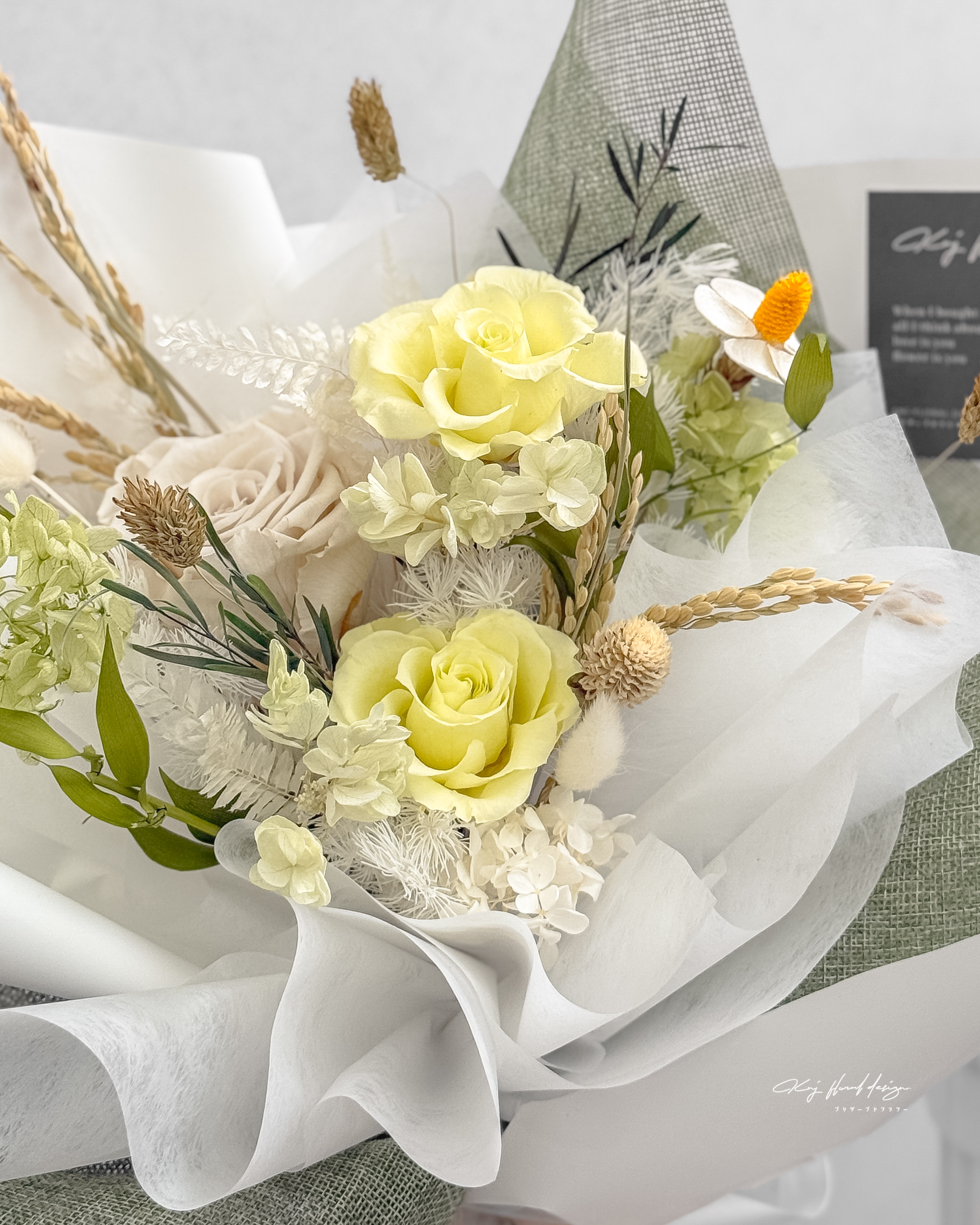 橄欖詩集・三朵永生玫瑰花束