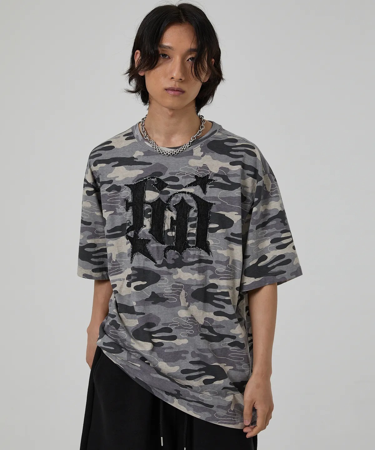 HOODHOOD HD Denim Applique Half Sleeve T-Shirt