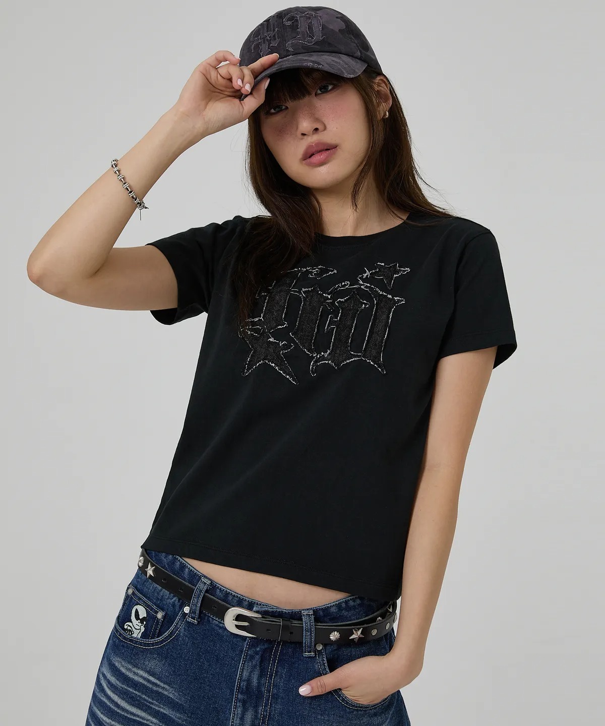 HOODHOOD HD Denim Applique Half Sleeve T-Shirt