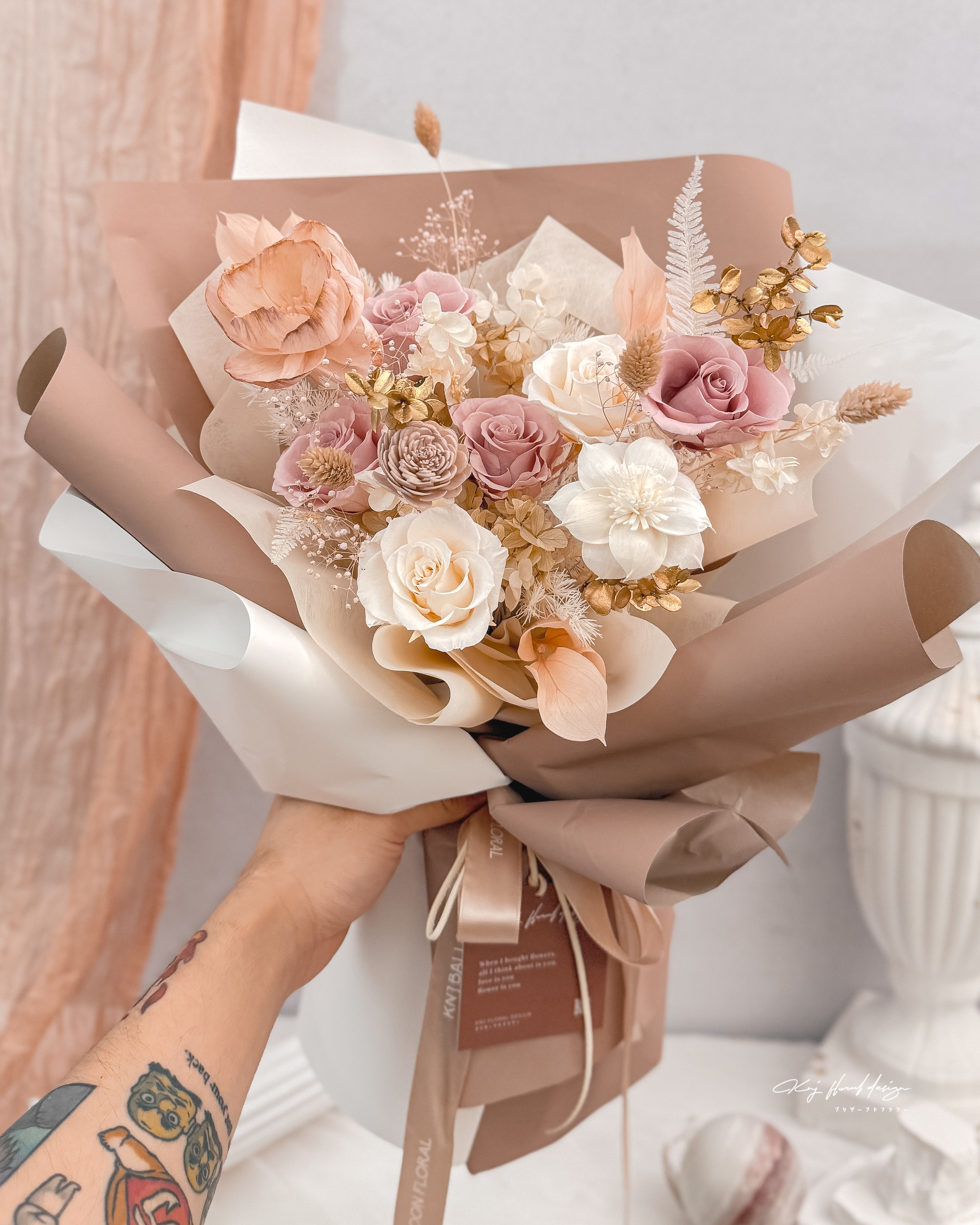 朦朧粉金・六朵永生玫瑰花束