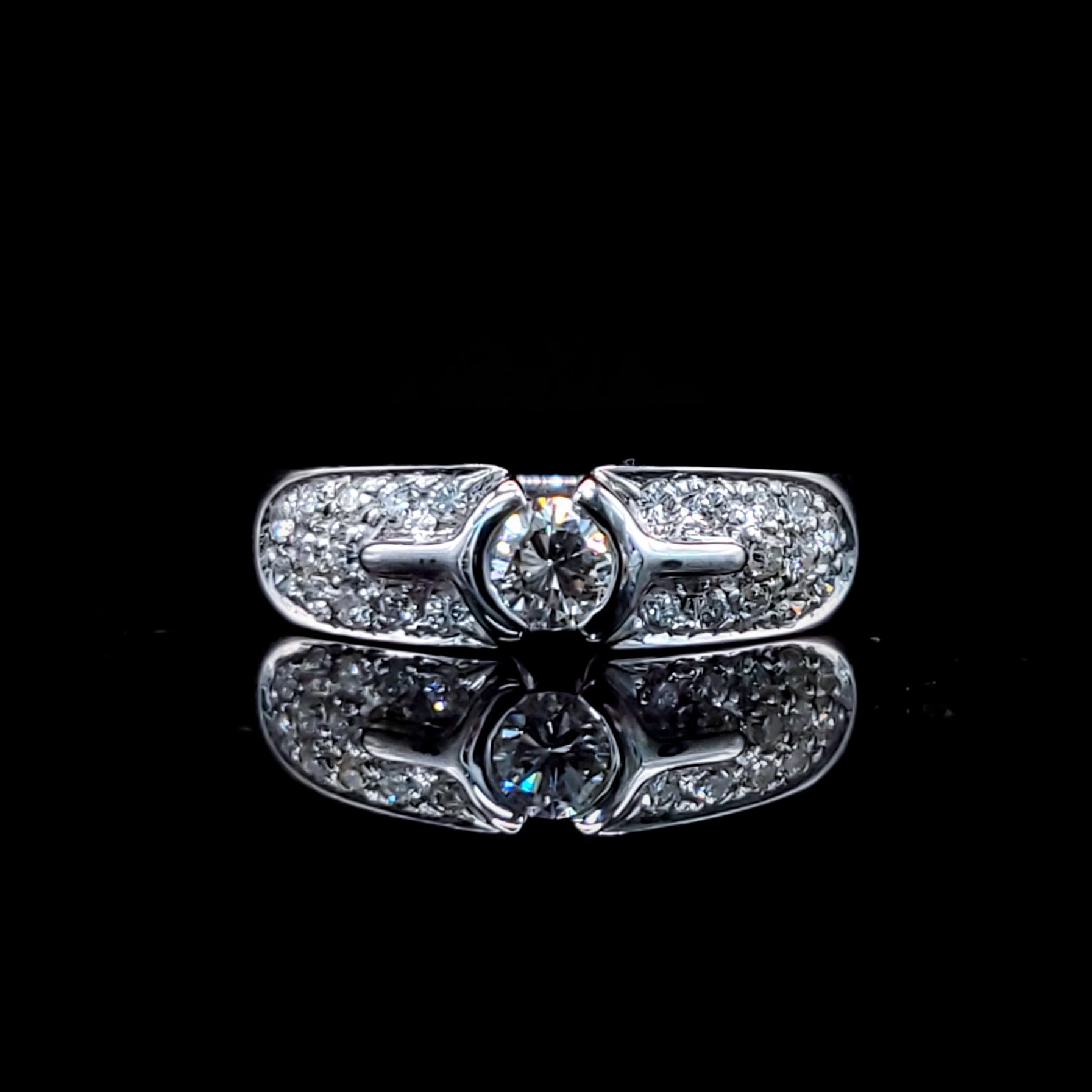 18K White Gold 0.37ct Diamond Ring