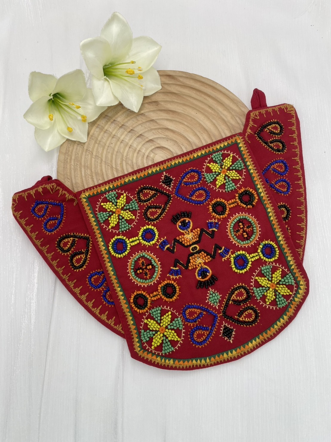 No.13手工珠繡圖騰包深16.5上寬28下寬16.5