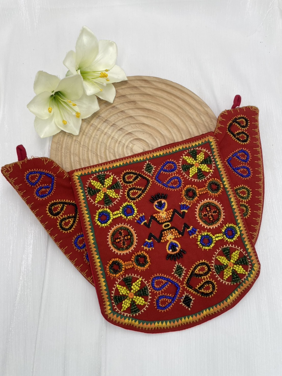 No.2手工珠繡圖騰包深16.5上寬28下寬16.5