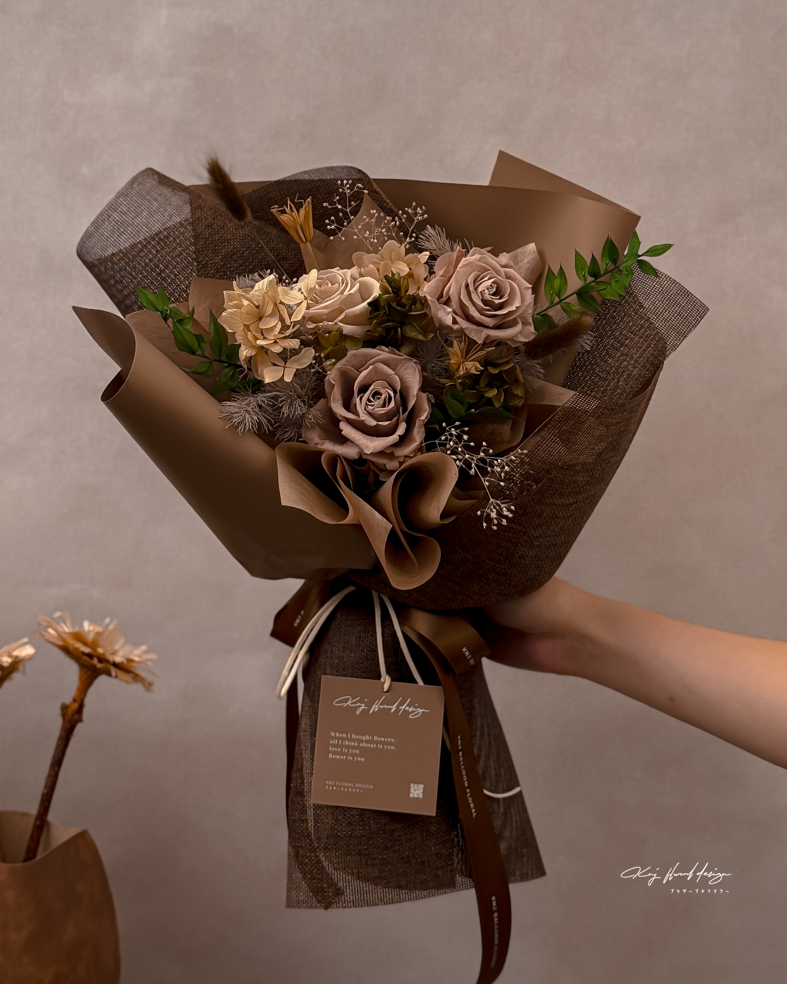 慕斯摩卡・三朵永生玫瑰花束