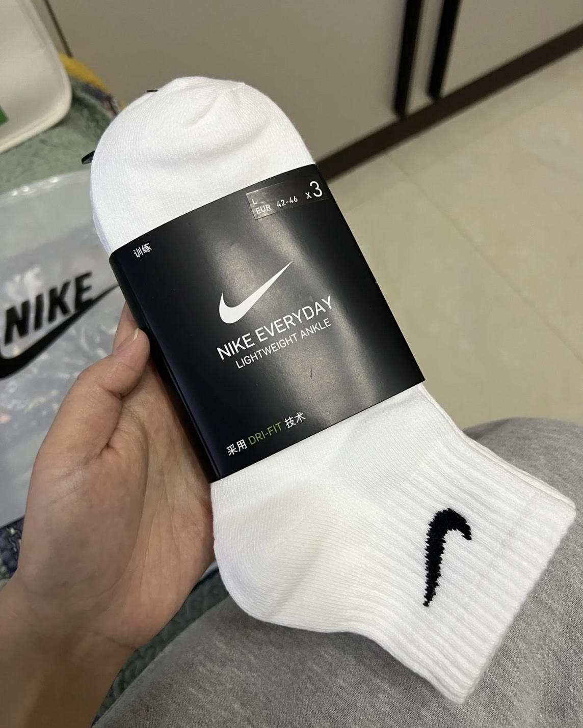 Nike Everyday Lightweight 經典白長襪 中筒襪 三雙一組 單勾 薄款