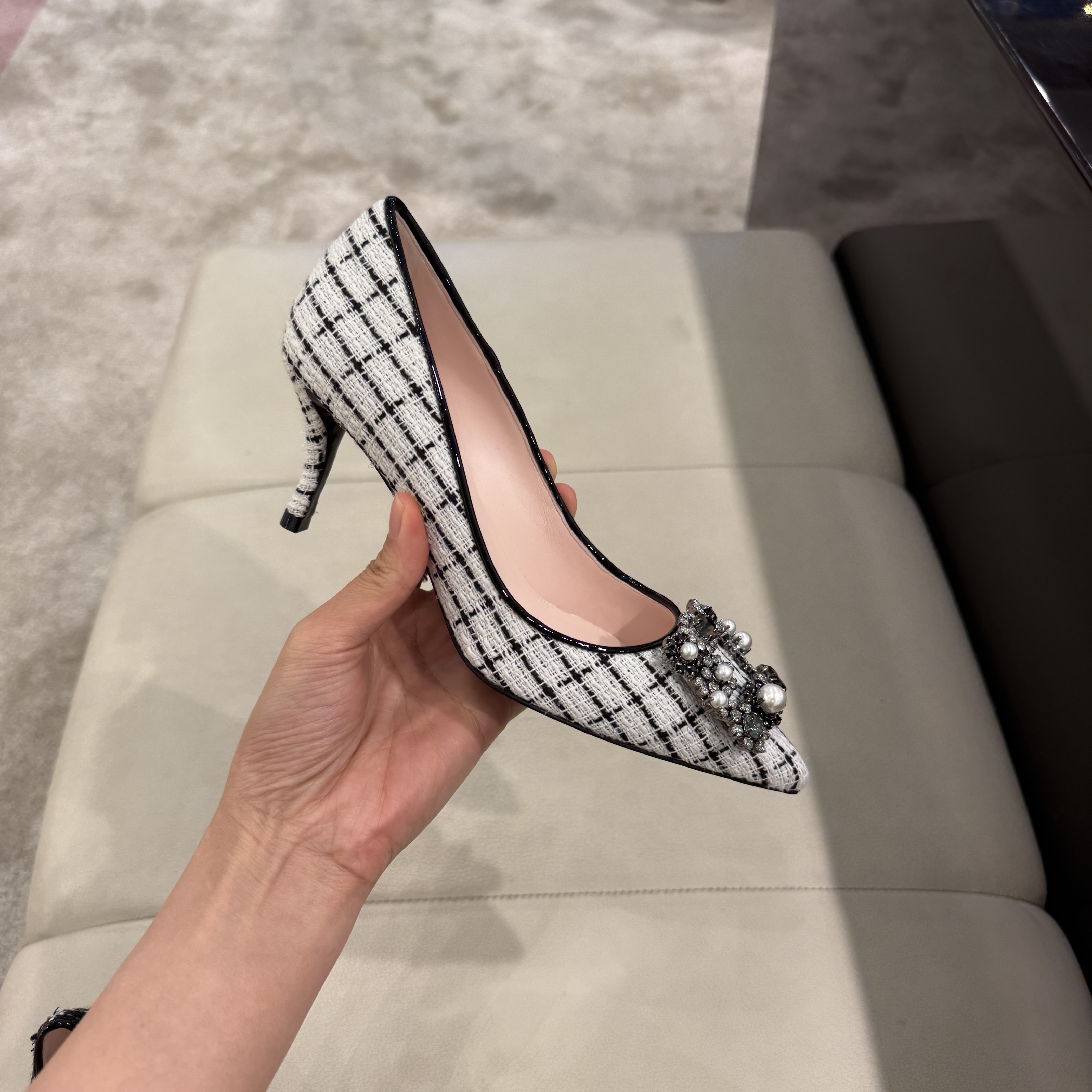 Roger Vivier flower strass pearls heels check tweed white