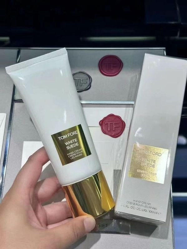TF White Suede Hand Cream | Tom Ford | Dan Beauty