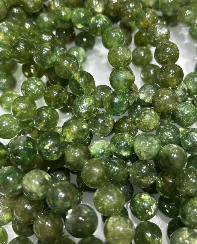 250809 - C41 11mm+星光閃片綠祖母手串