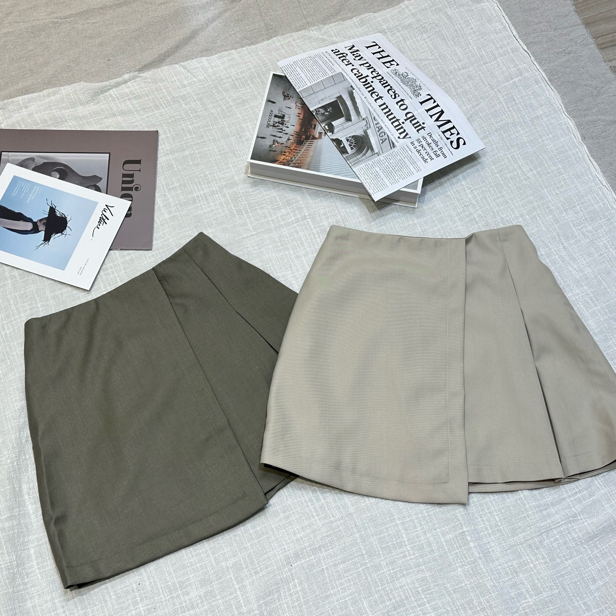 側開衩造型短裙