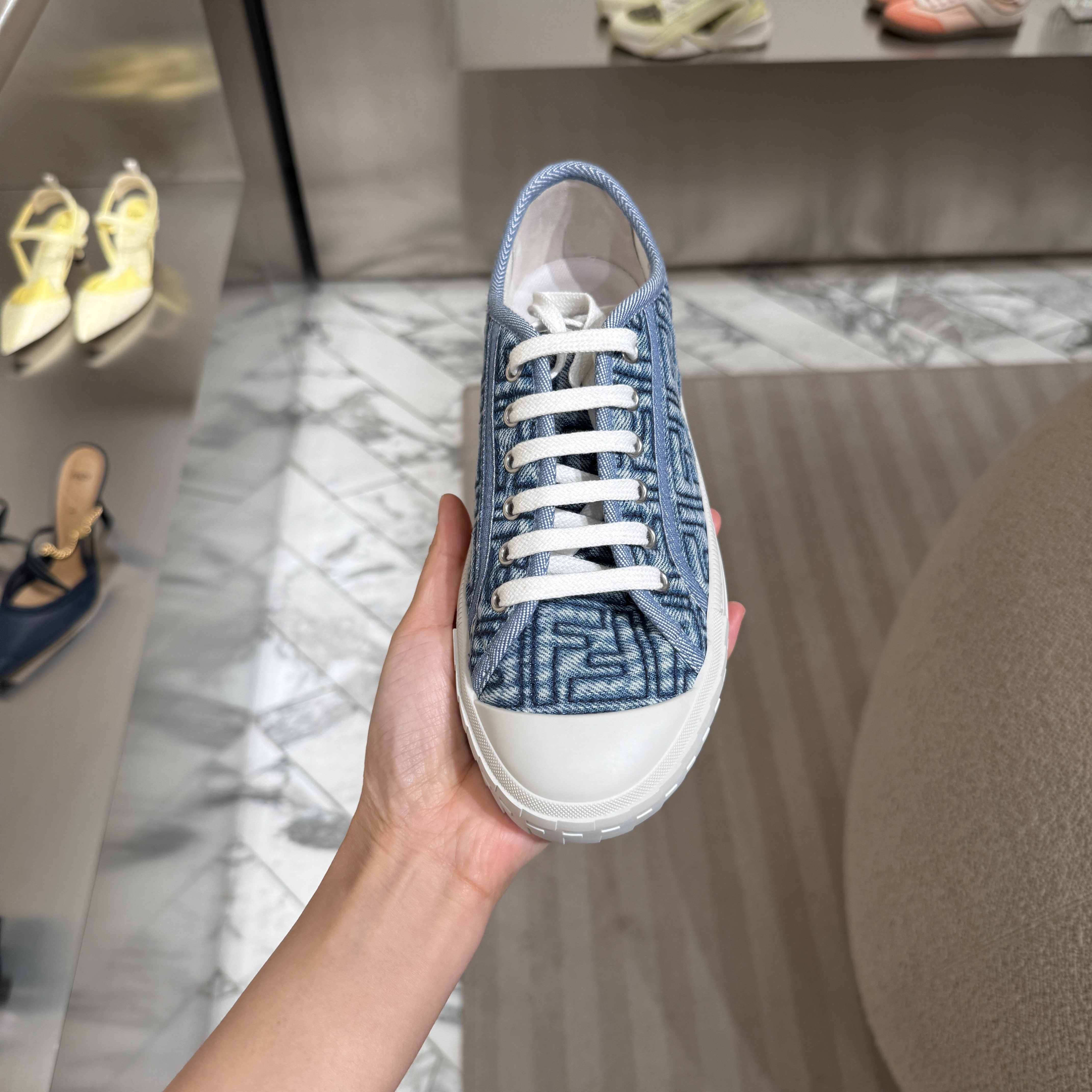 Fendi FF logo low top Denim sneakers blue