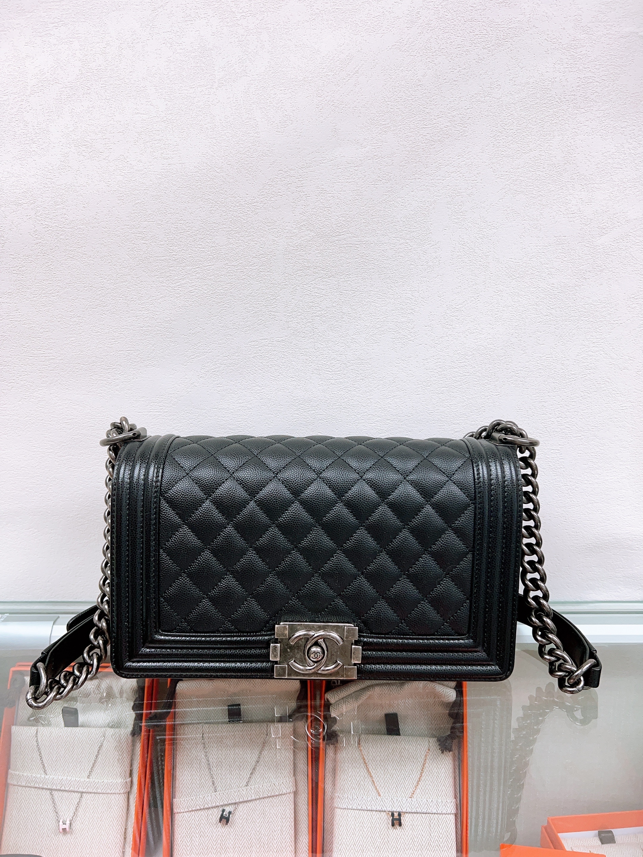 Chanel boy 25 medium (black/silver)