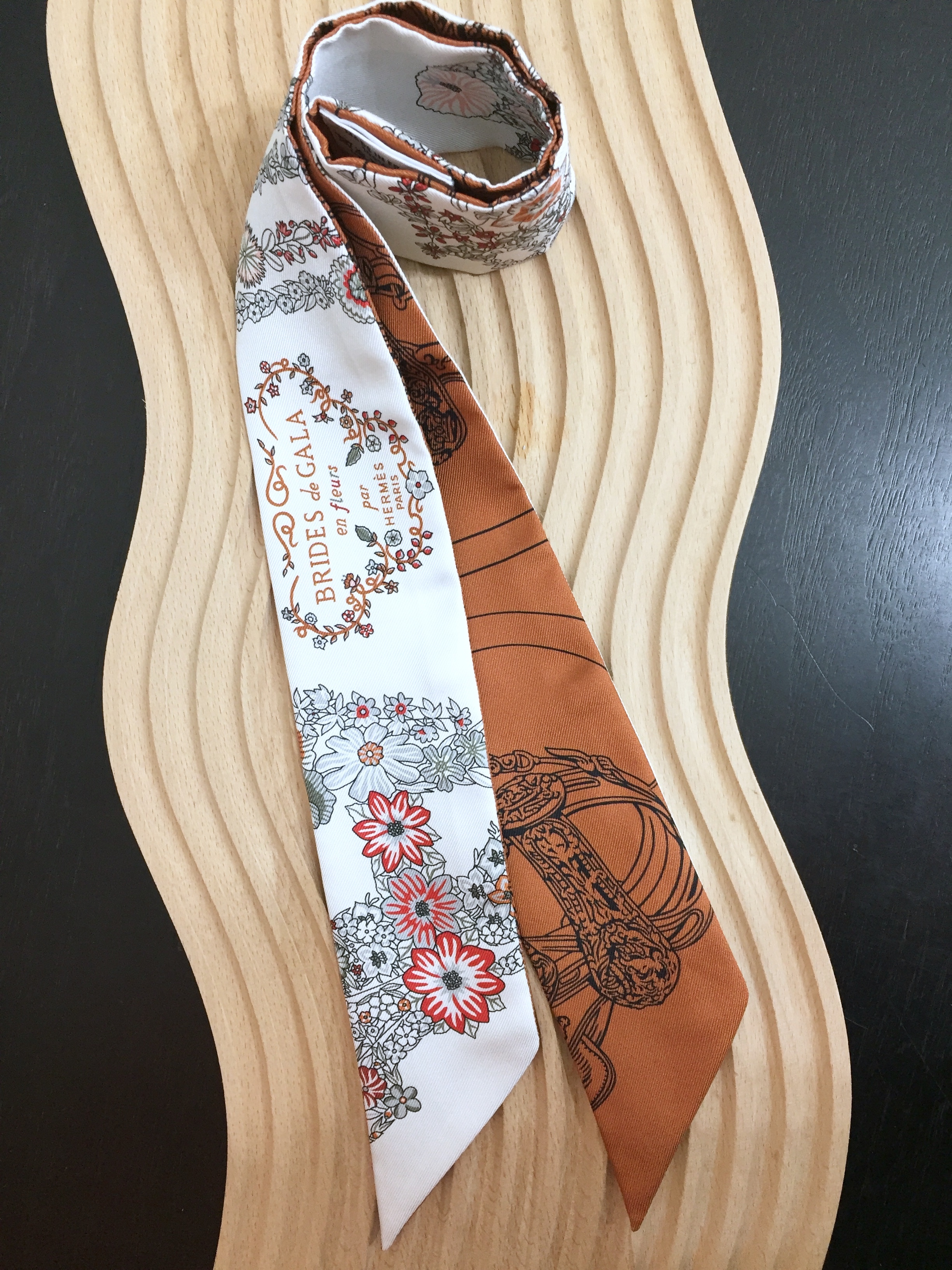 Hermes Twilly 絲巾