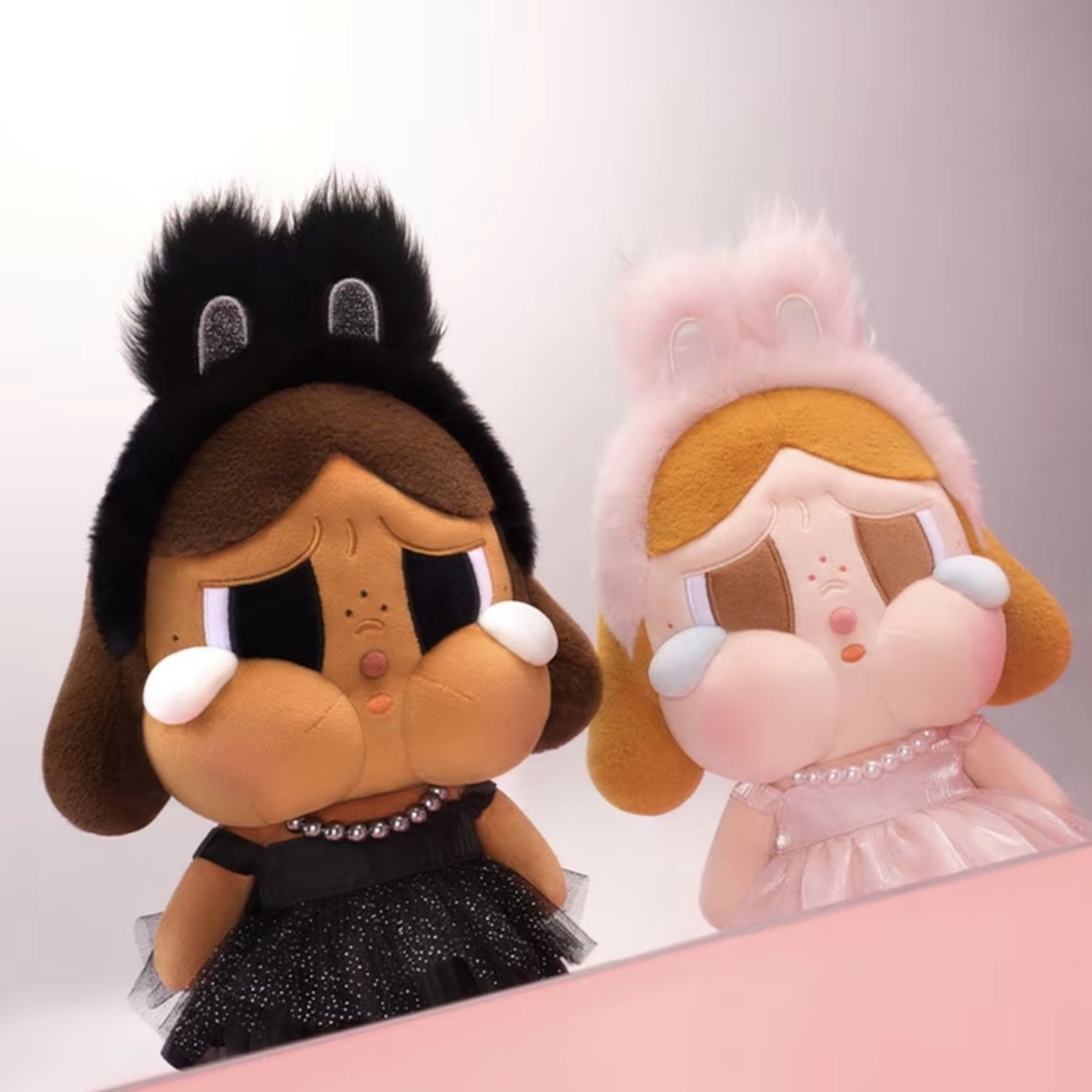 POPMART 泡泡瑪特 CRYBABY SHINY SHINY 毛絨公仔 哭哭寶貝 玩偶 裝飾