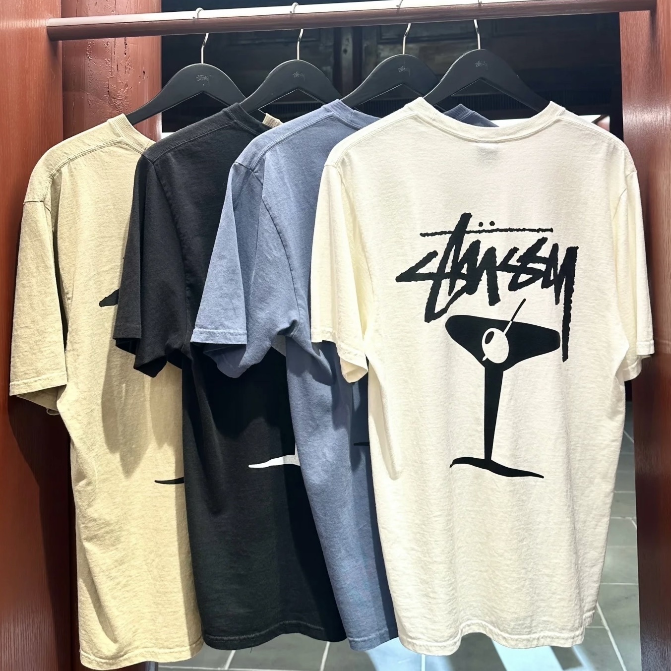 Stussy SS25 MARTINI PIGMENT DYED TEE 馬丁尼酒杯 圓領 短袖上衣 短tee 1905149