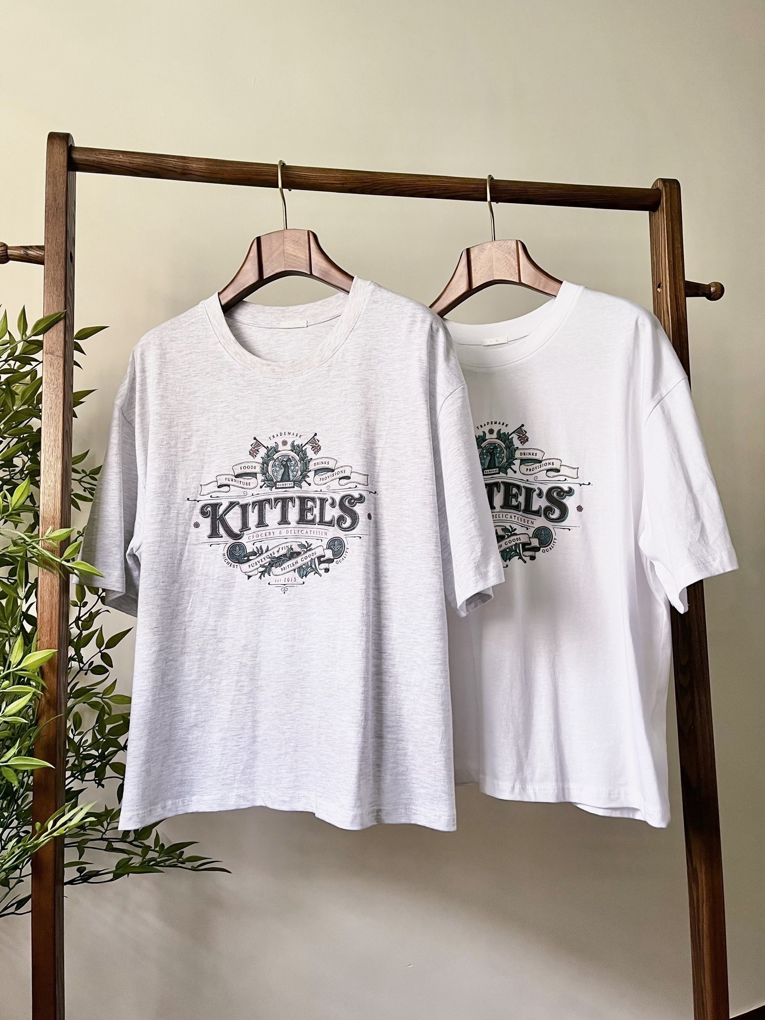 🌿<< Kittel’s >>鬆身Tee