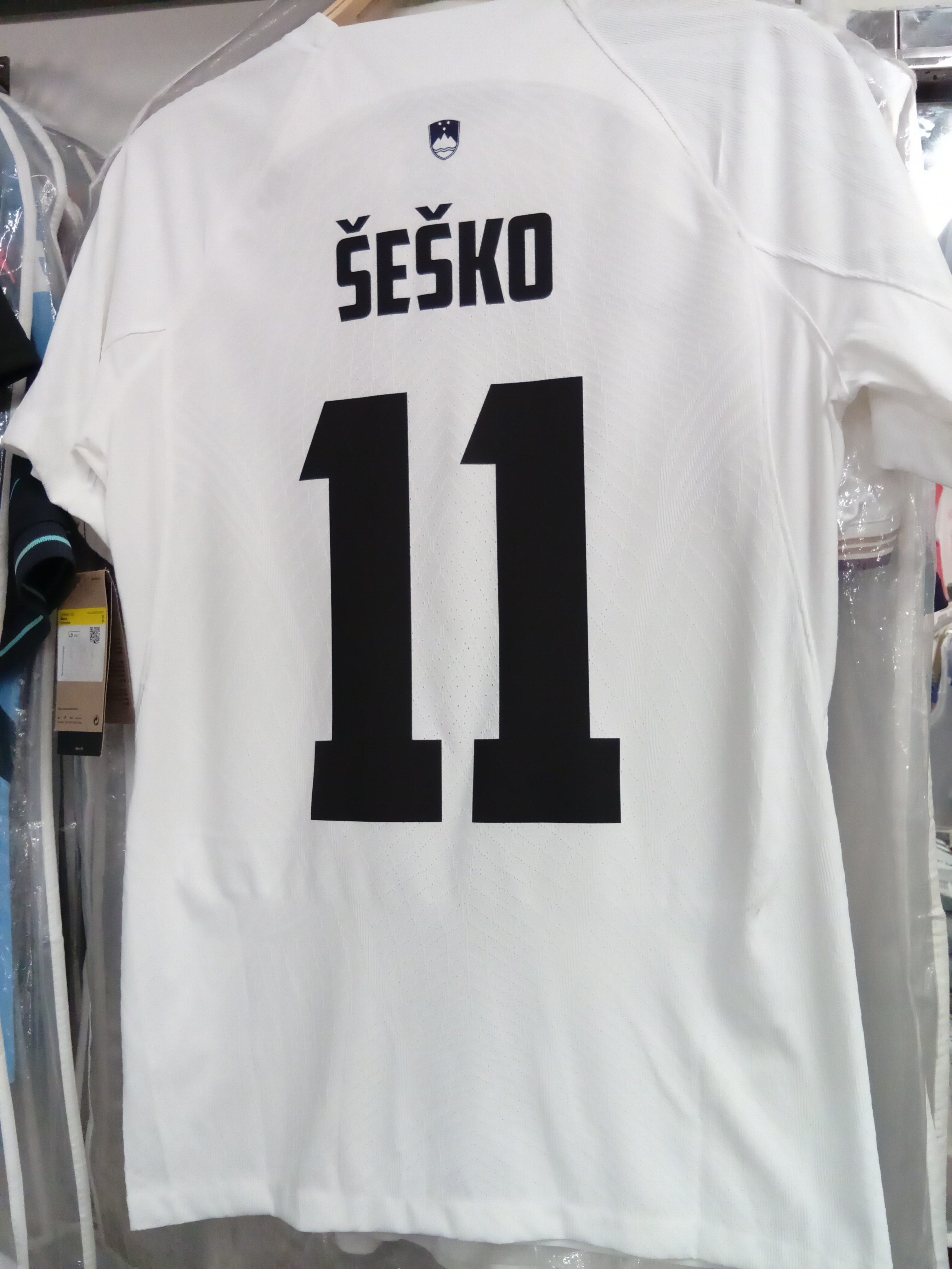 2024斯洛文尼亞國家隊主場球員版球衣