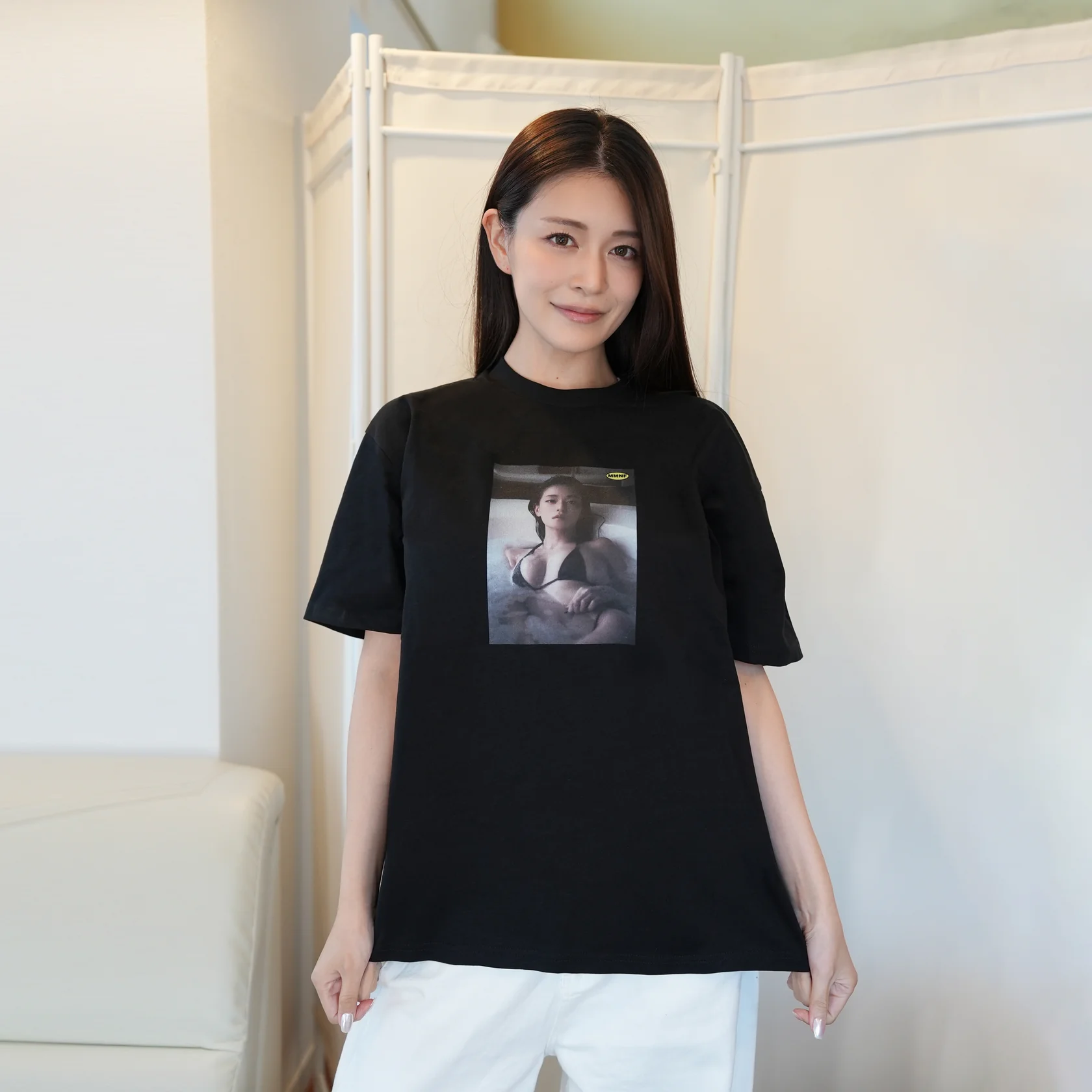 橘メアリー 橘瑪麗 x MMNF「黑天鵝 Black Swan」TEE