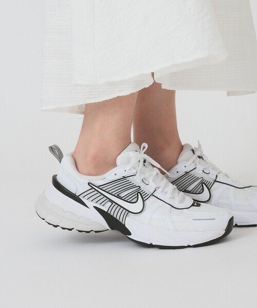 【預訂】NIKE V2K RUN "老爹鞋" 白黑-WOMEN