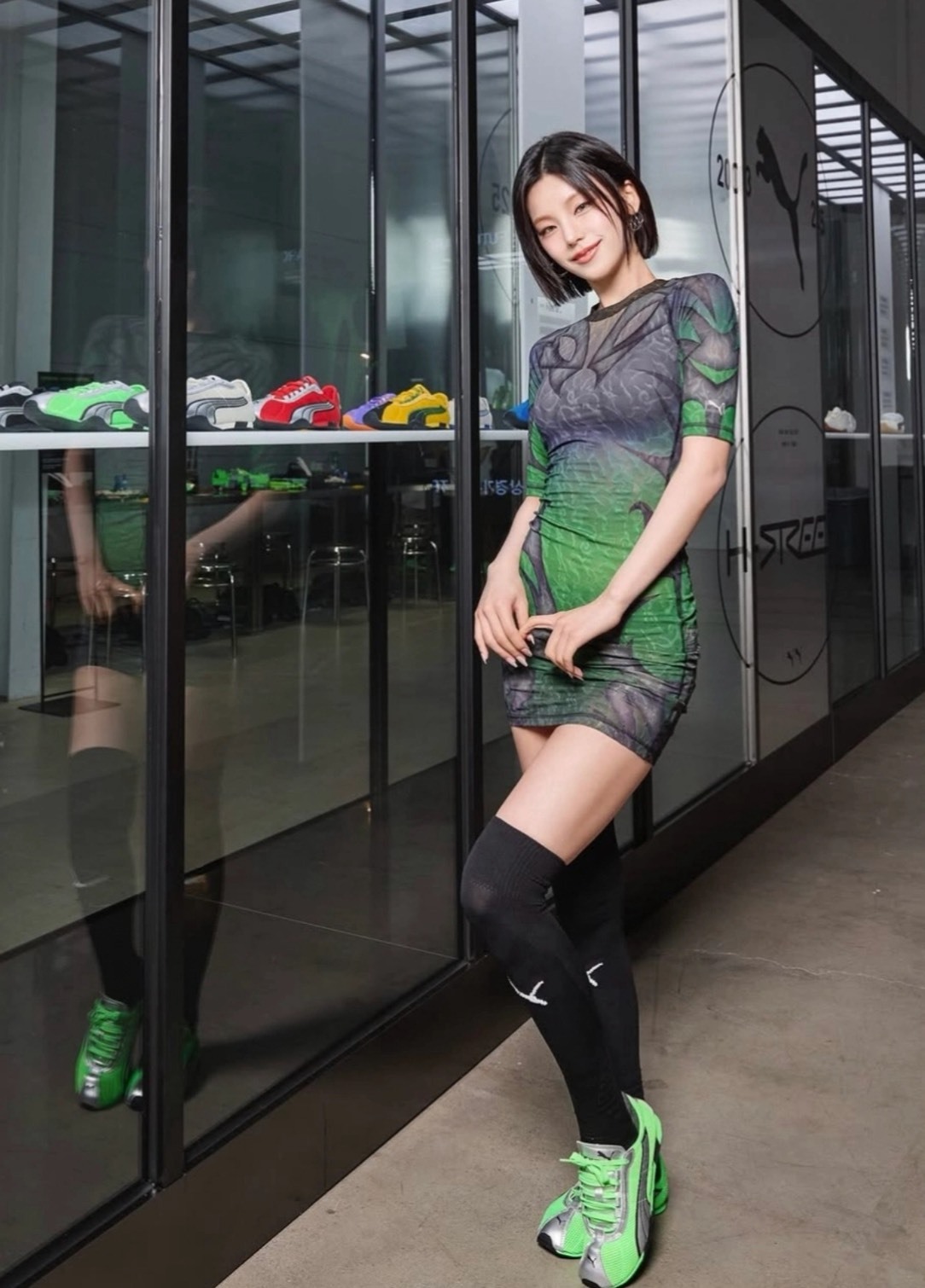 PUMA 彪馬 x ARIES 聯名款 螢光綠 修身圓領短袖連衣裙 女款 黃禮志同款 百搭顯瘦 休閒洋裝 Aug25