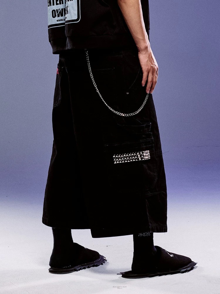 ROCKSTA “GHETTO SOLIDER” 黑色廓型貼布 牛仔七分褲