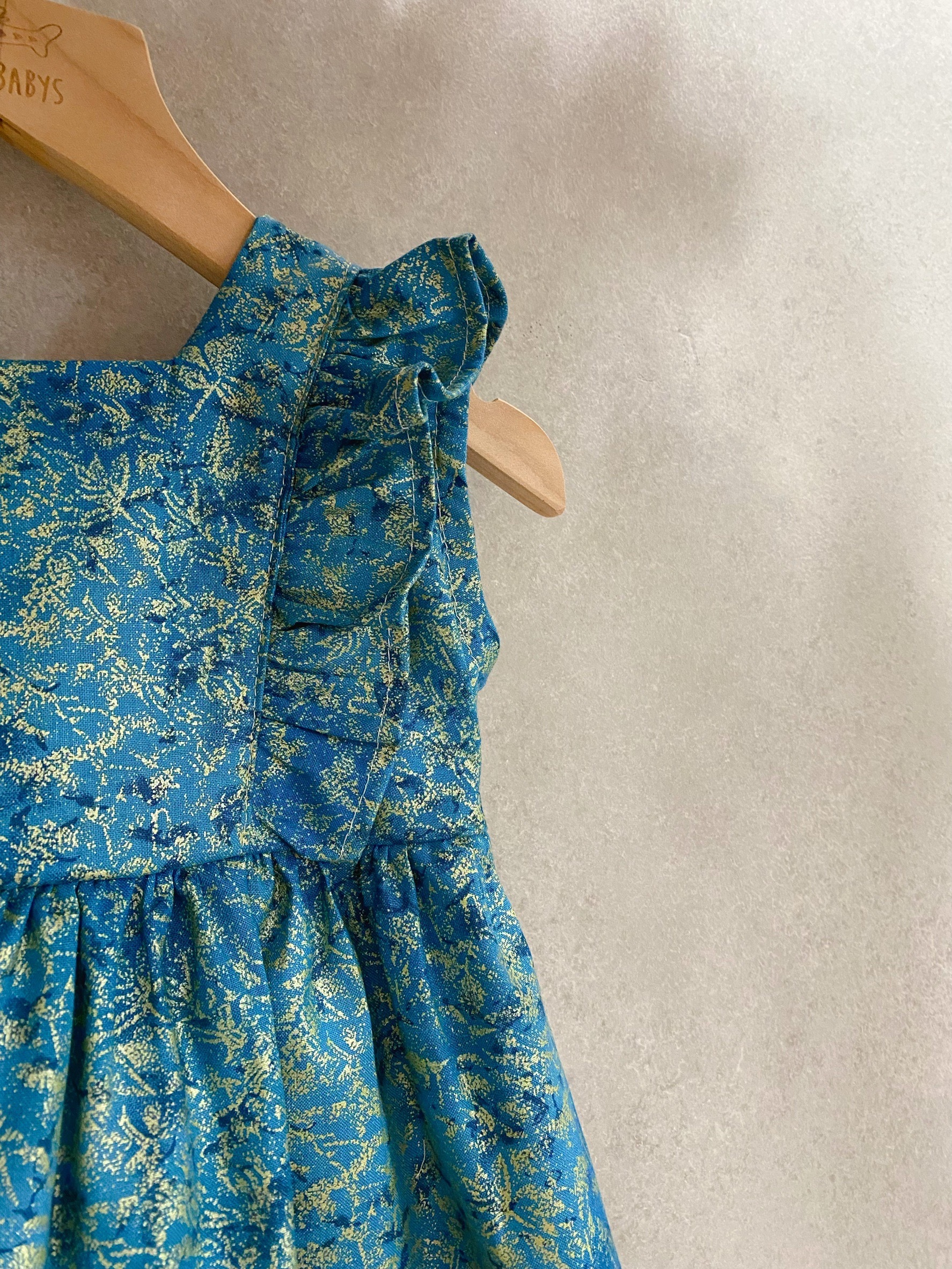 藍綠燙金葉片 飛飛袖洋裝（80）