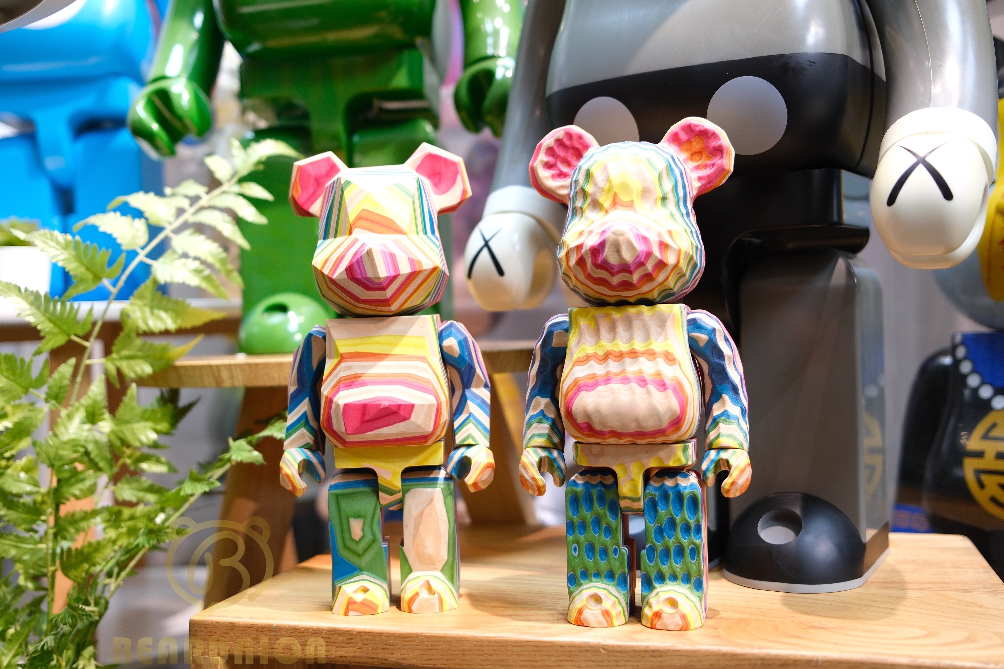 🥇現貨🥇Bearbrick 400% カリモク fragment haroshi set of 2